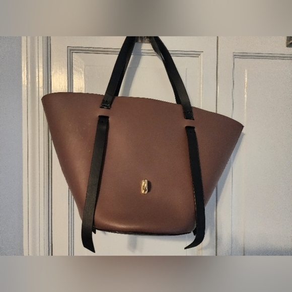 👜 Zac Posen Belay Large Colorblock Tote – French Roast & Black - Picture 5 of 16